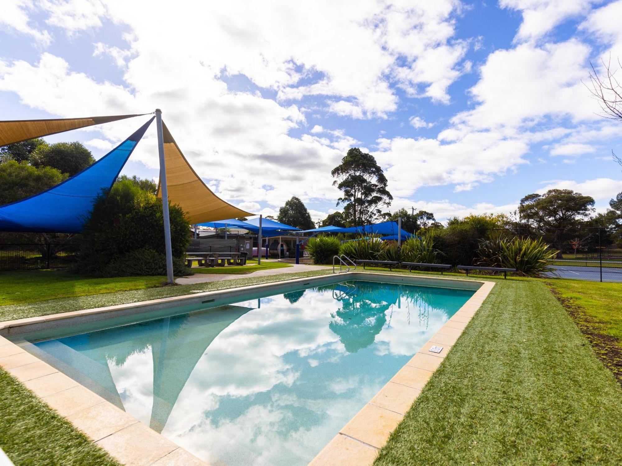 Nrma Halls Gap Holiday Park Exterior photo